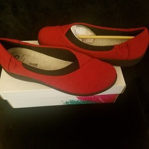 NWT Clark's Cloudsteppers Flats